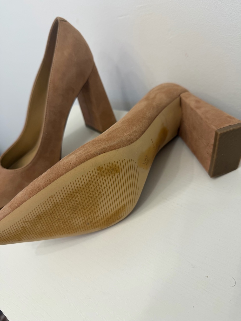 Marc Fisher Seude Nude Women's 3.75”Block Heel Pumps - Picture 2 of 6